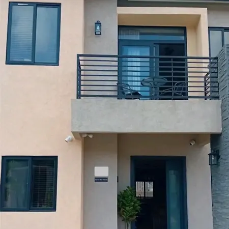 Sunny Cove Lux Villa 3 Bedroom